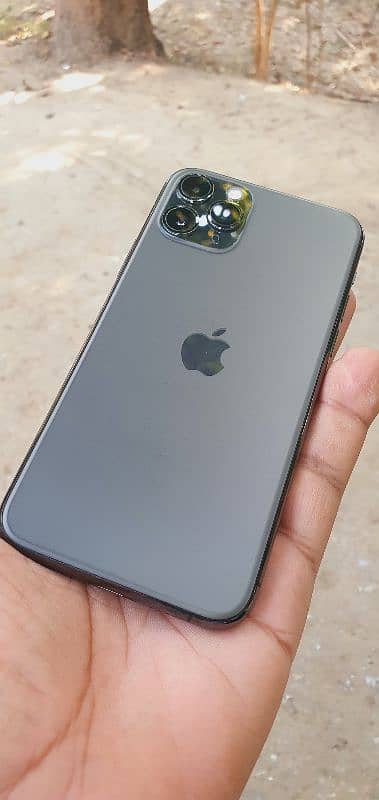 iphone 11 pro 5