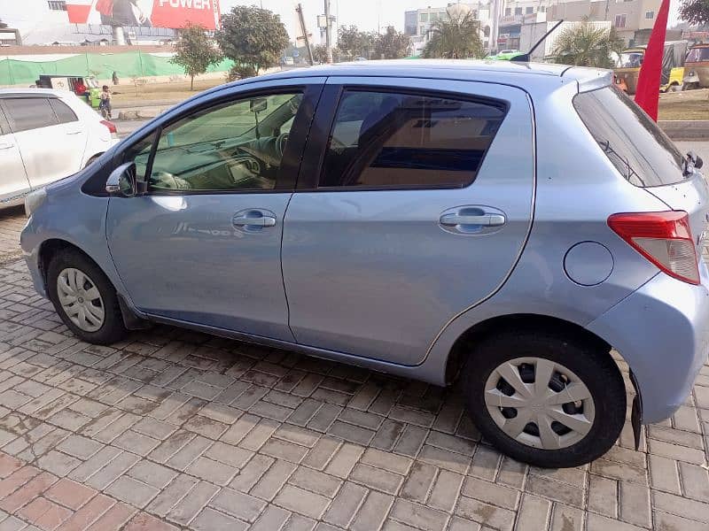 Toyota Vitz 2012/14 2018 in Good Condition 3