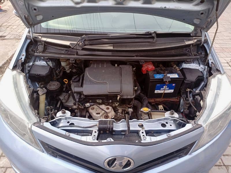 Toyota Vitz 2012/14 2018 in Good Condition 9