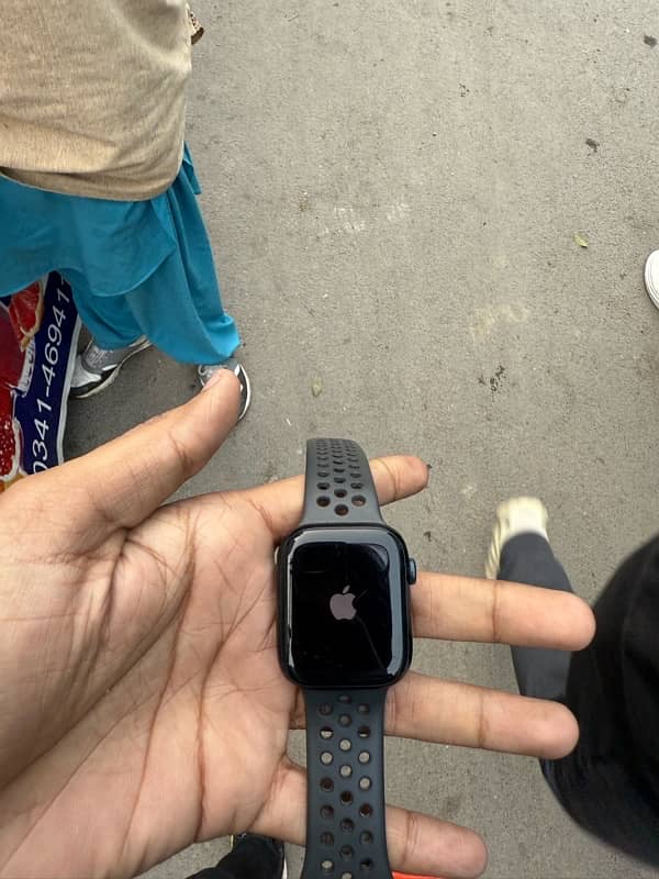 Apple watch Series 8 45mm 1