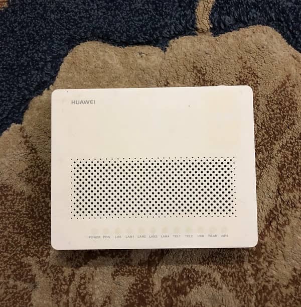 Huawie EchoLife Gpon Fiber Optic Router For Sale 0