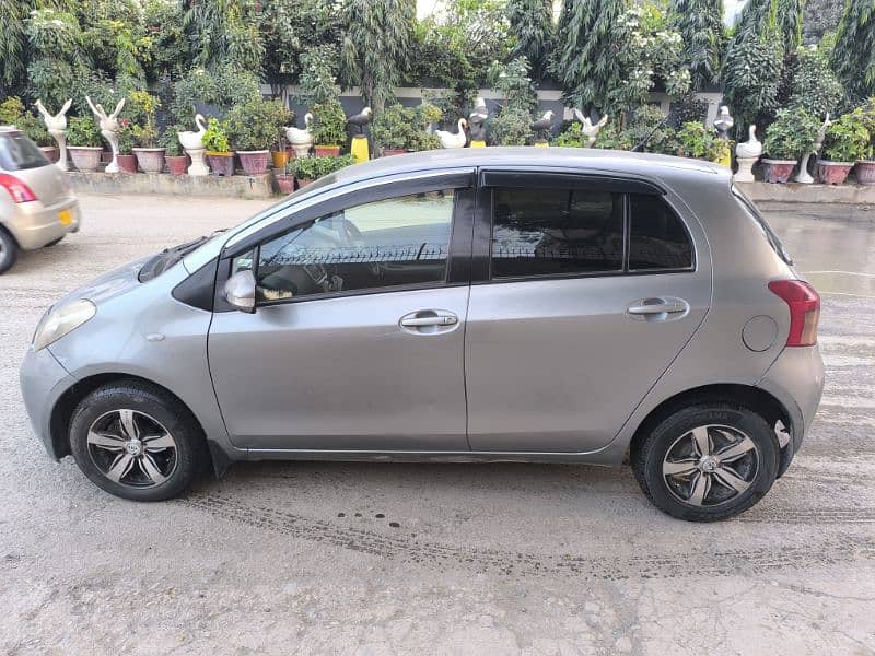 Toyota Vitz 2007 3