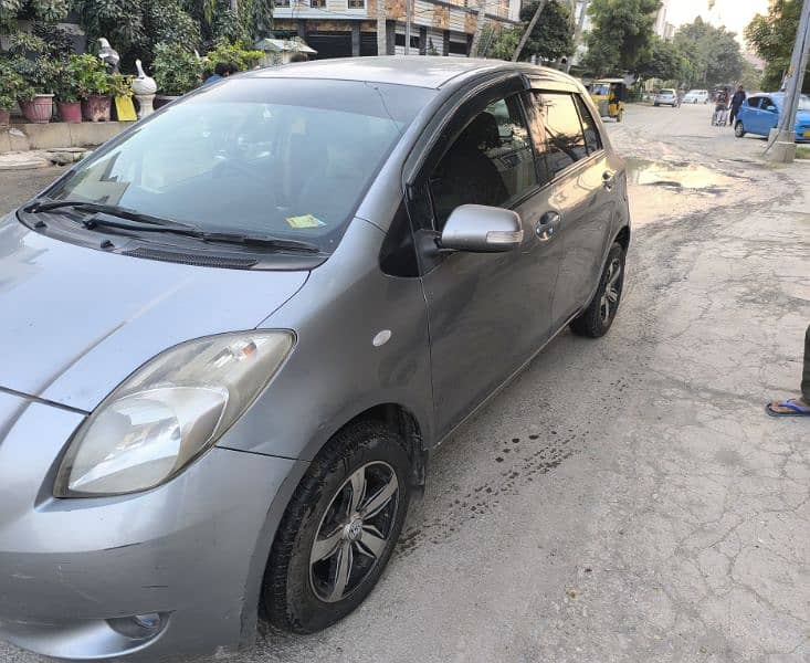 Toyota Vitz 2007 5