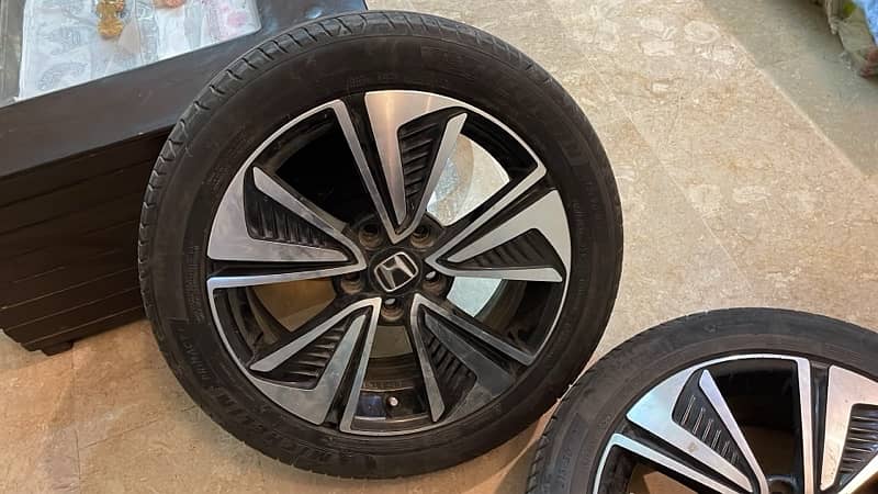 Honda Civic Rs Rims and tyres 0