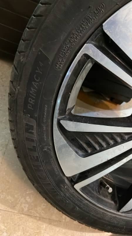 Honda Civic Rs Rims and tyres 4