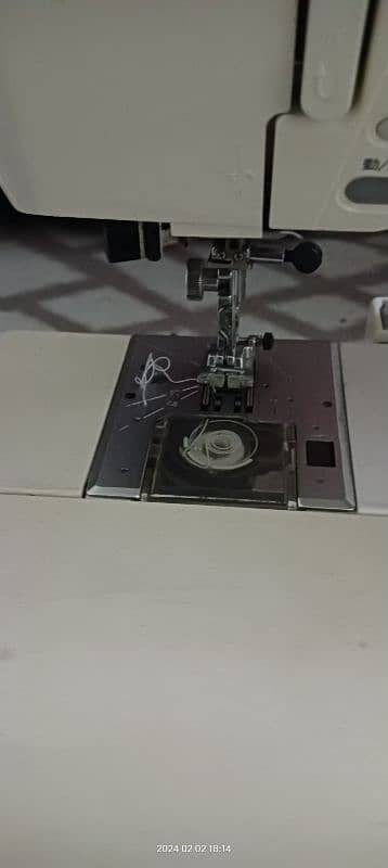 embroidery machine 7