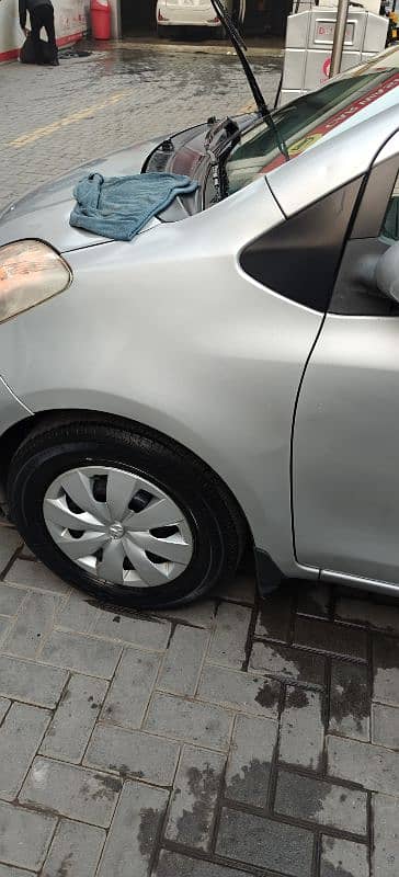 Toyota Vitz 2009/2013 10