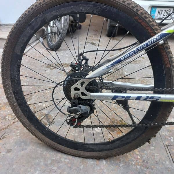 Plus mountain bike (not roughly used) 3