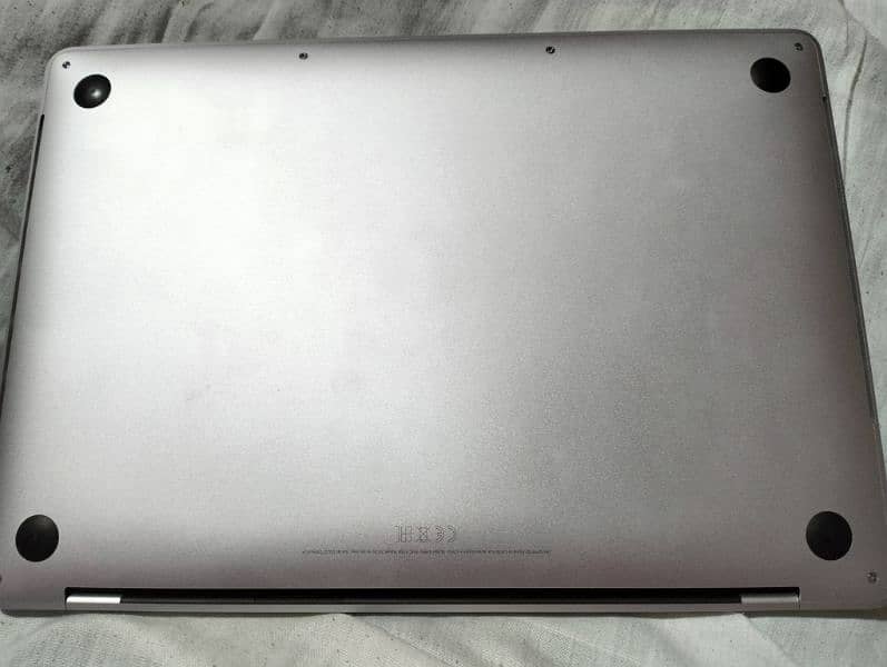 MacBook pro 13 2019 6