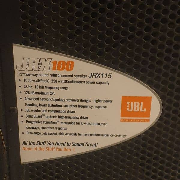 Original JBL JRX 100 speakers/subwoofers with built in amp 0