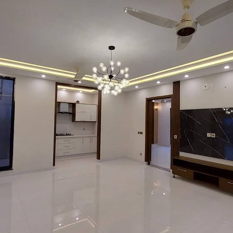 13 MARLA CARNER Brand New Design Luxurious Bungalow For Sale in Bahria Town lahore 5