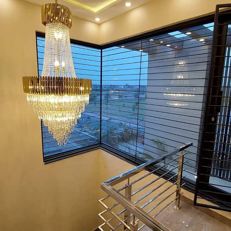 13 MARLA CARNER Brand New Design Luxurious Bungalow For Sale in Bahria Town lahore 8