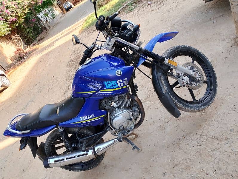 1st owner neat and clean yamaha 125 YBRG 1