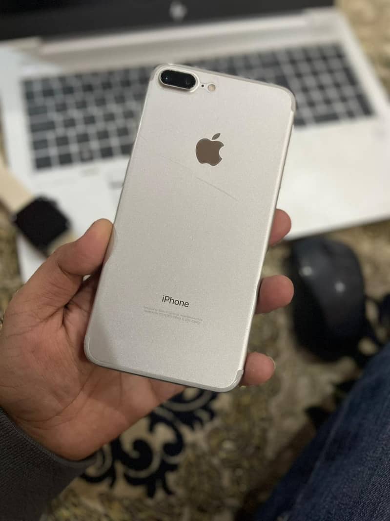 iphone 7 plus 128 gb PTA Approved 1