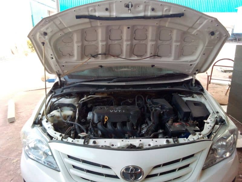 Toyota Corolla XLI 2011 3