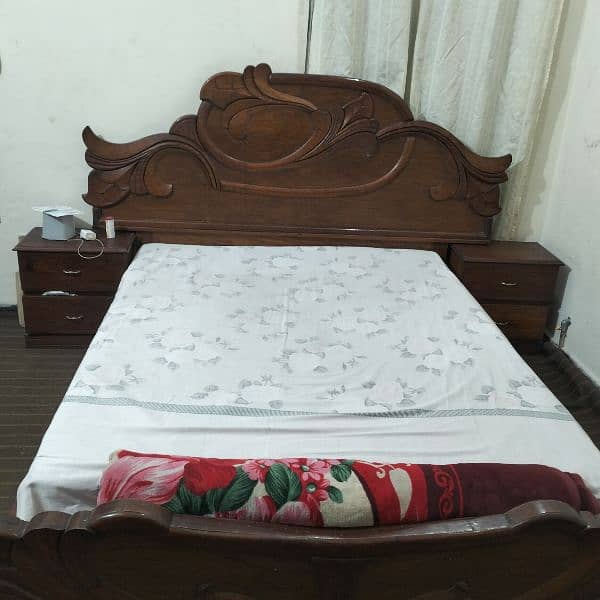 double bed with matress,dressing table,tv table 3