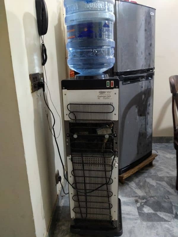 Orient Water Dispenser 3