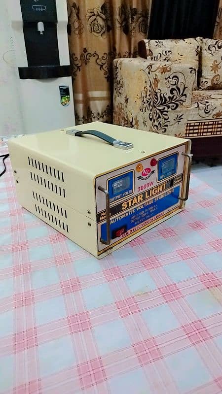 Automatic voltage 3000w stabilizer for sale 1