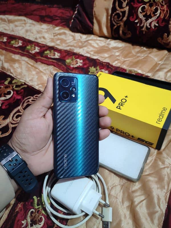 Realme 9 pro plus (in warranty) 0