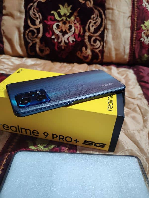 Realme 9 pro plus (in warranty) 3