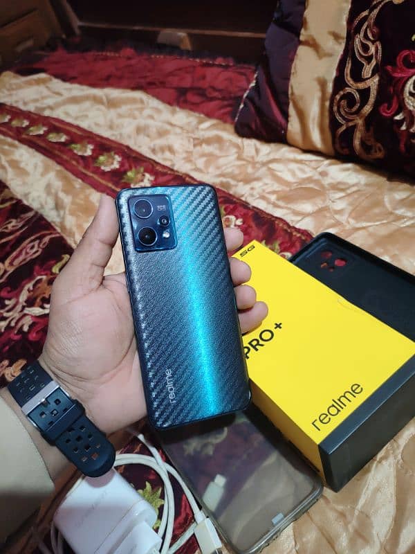 Realme 9 pro plus (in warranty) 8