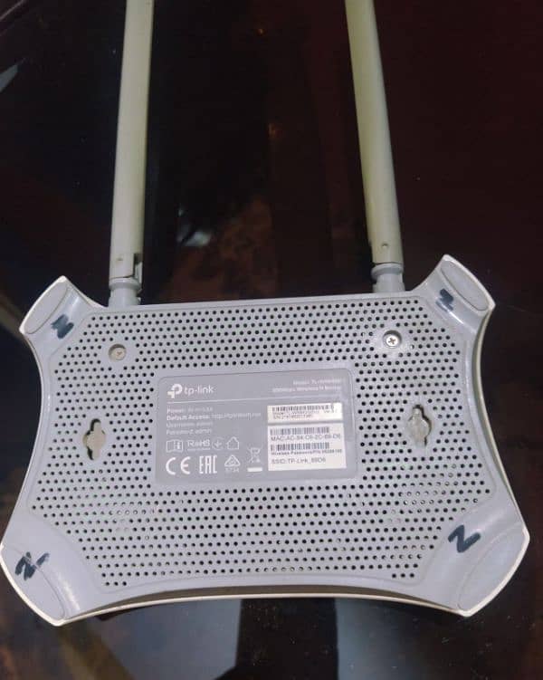 TP-LINK Router 300MBPS wireless Router For Sale. . 2