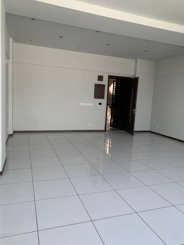 Brand New office For Rent 8