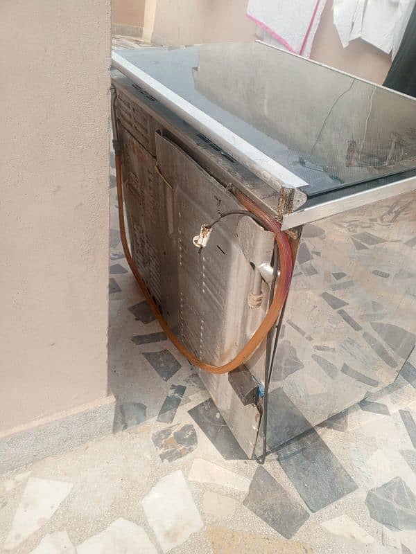 Good condition stove for sale 4