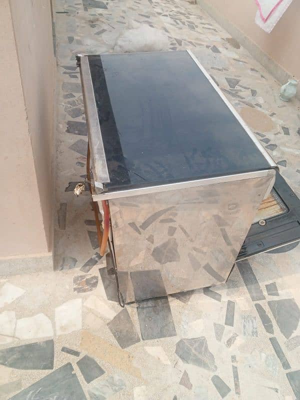 Good condition stove for sale 5