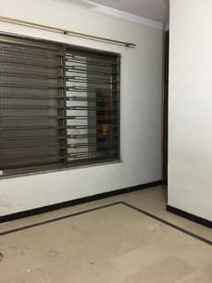 10 Marla Lower Ground Portion for Rent in G-13