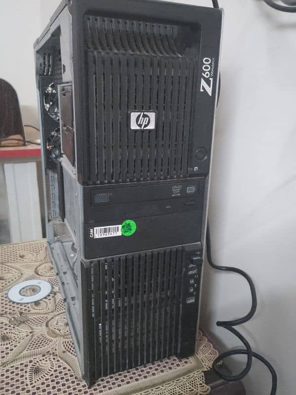 HP Z600 0