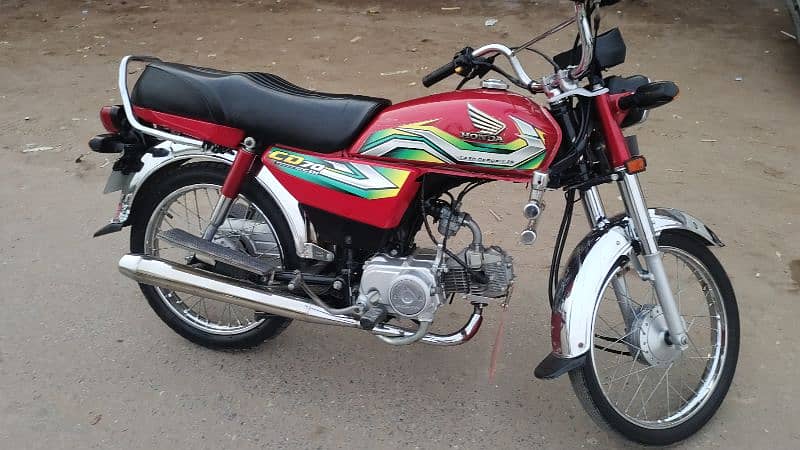 honda 70cc  madal 2023 condition 10/9 0