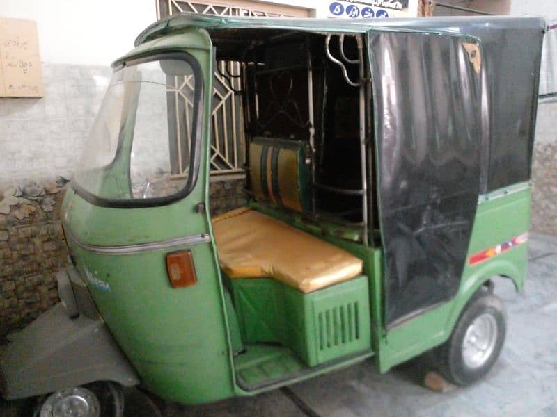 new Asia rickshaw in running condition 2011 model original documents 6