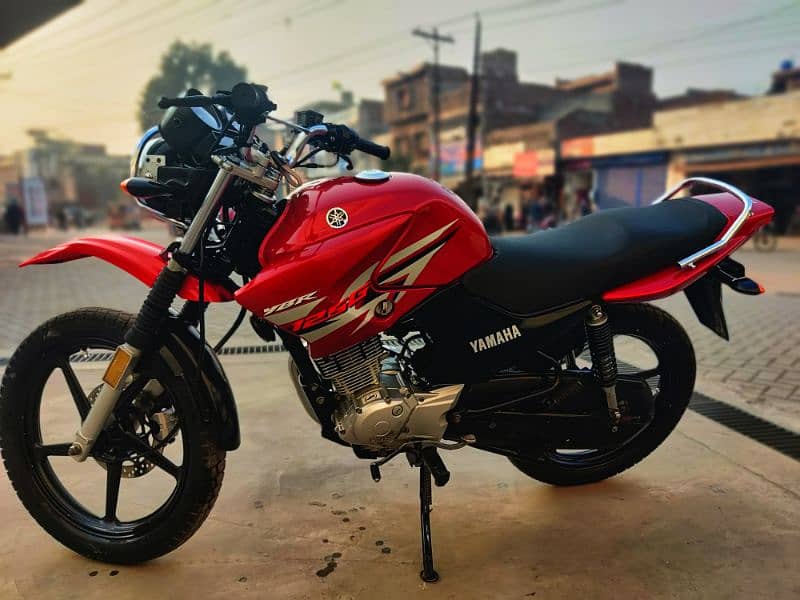 Yamaha YBR-G 125 Total genuine for sale Multan registration 0