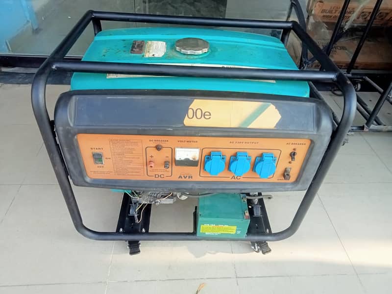 Cummins   used  Generator |  5.5 KVA | Slightly used | for sale 0