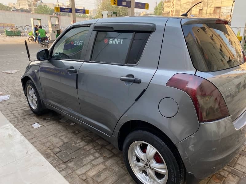 Suzuki Swift 2011 urgent sale 1