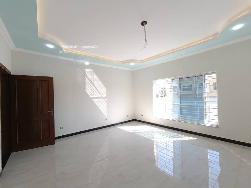 Luxury Brand New House For Sale 2