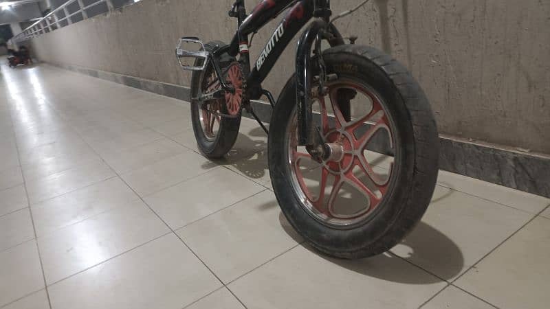 BMX cycle imported from Dubai 1