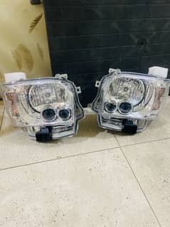 Toyota Hiace LED headlights TRH224 TRH223 TRH228 TRH229 TRH214 TRH219