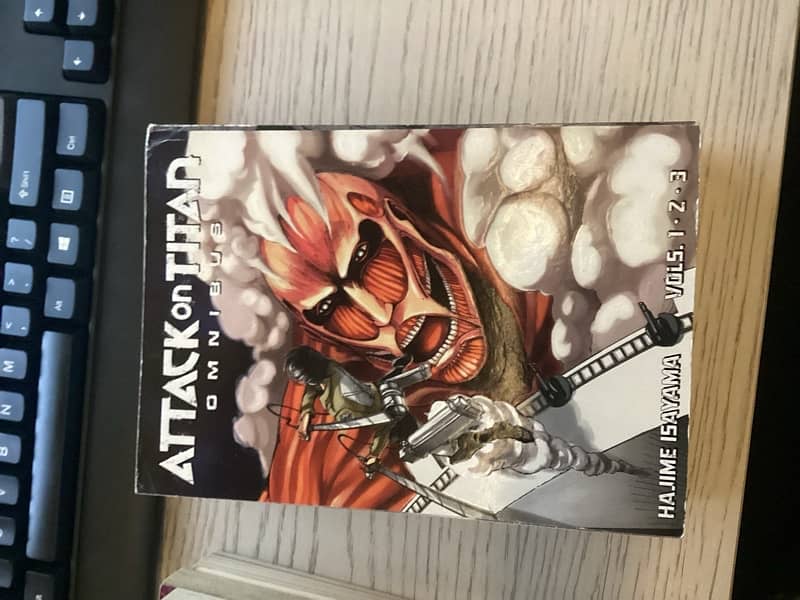 Attack on Titan Omnibus 1 (includes volumes 1, 2, 3) 5