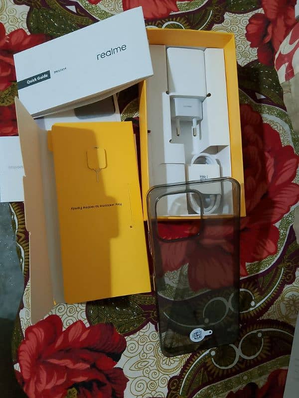 Realme Note 50 4/64 For sale New mobile only box Open +92 301 7126295 0