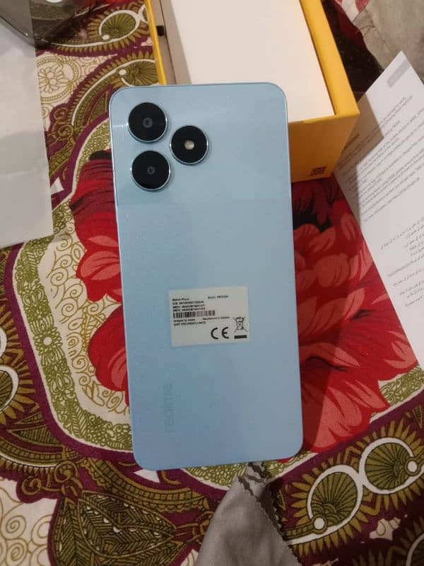 Realme Note 50 4/64 For sale New mobile only box Open +92 301 7126295 2