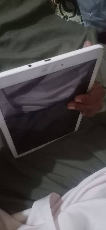 SAMSUNG GALAXY TAB 561 3