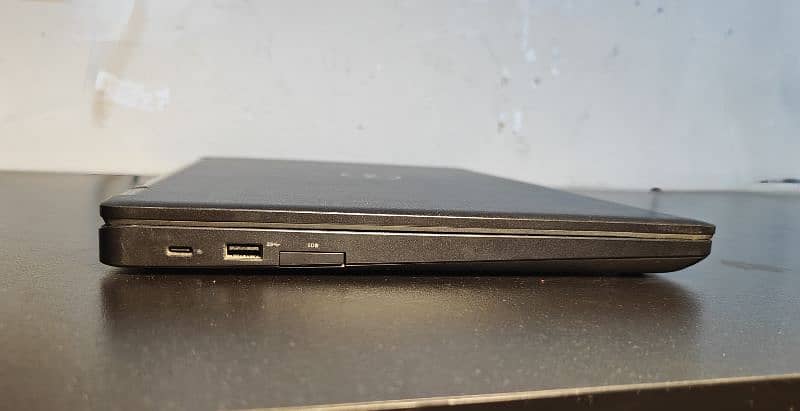 Dell Latitude 5580 i5 7th gen 2