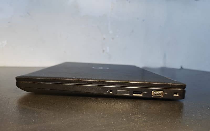 Dell Latitude 5580 i5 7th gen 3