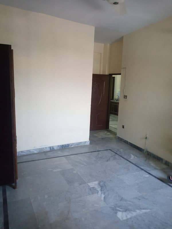 Family flate for rent with 2 bedrooms in Khanna pull near rawal hospital Islamabad 6