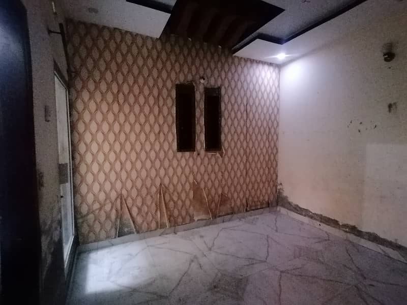 Corner 1013 Square Feet House For sale In Beautiful Lalazaar Garden 9