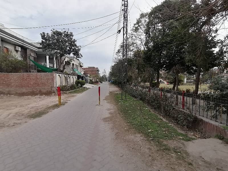 Marghzar Officers Colony 1 Kanal Residential Plot Up For Sale 7