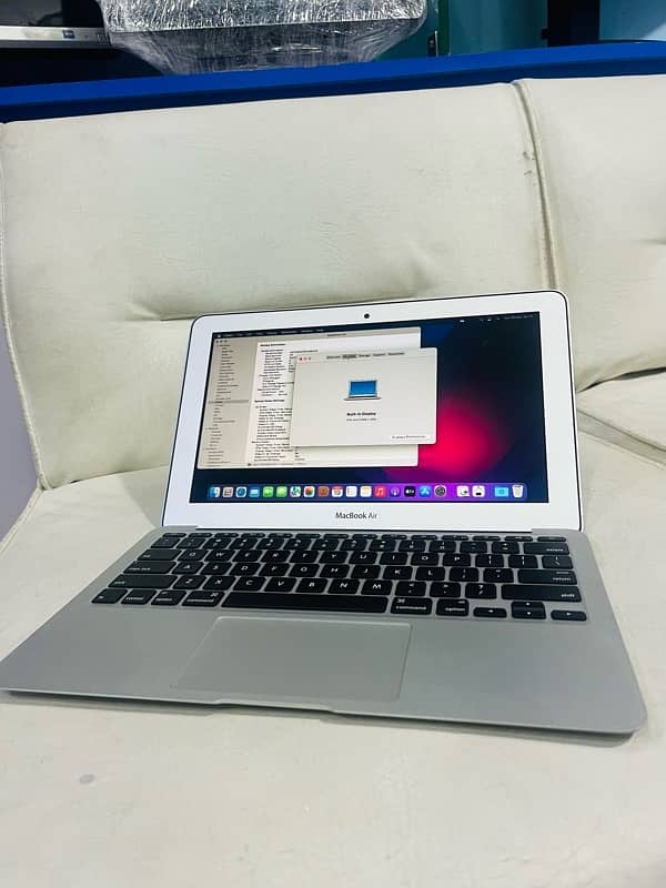 Apple MacBook 2015 At WholeSale Prices Quantity Available 2