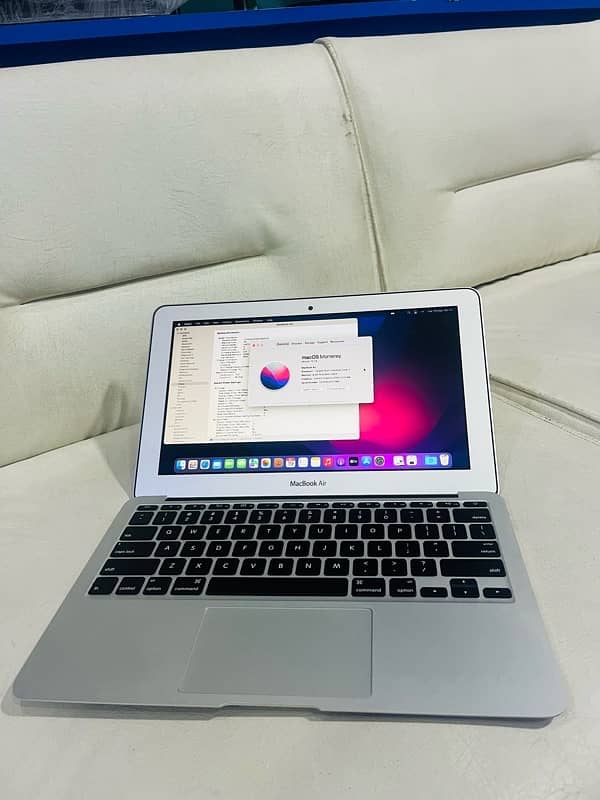 Apple MacBook 2015 At WholeSale Prices Quantity Available 8